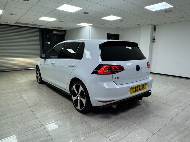 Volkswagen Golf 2014 2.0 Tsi Bluemotion Tech Gti Hatchback Pet White #5