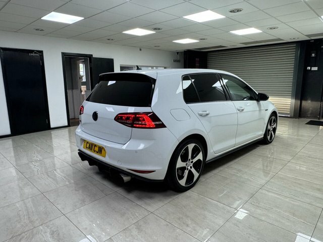 Volkswagen Golf 2014 2.0 Tsi Bluemotion Tech Gti Hatchback Pet White #3
