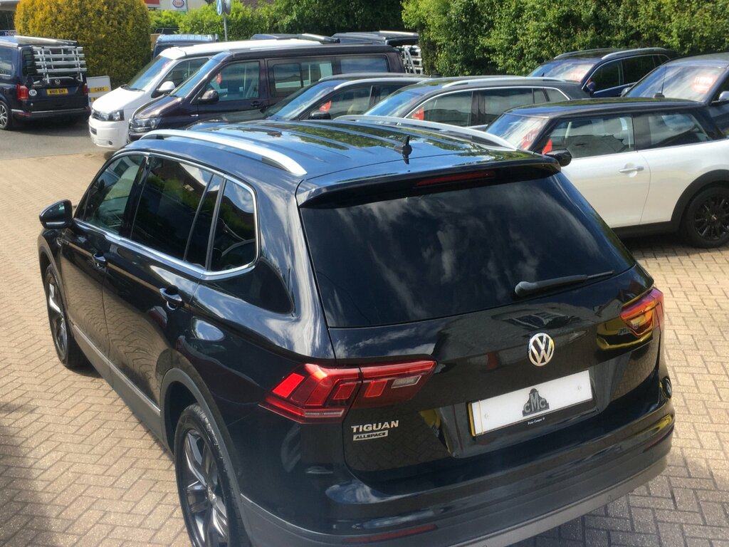 Volkswagen Tiguan 2.0 Tdi Match Suv Dsg Euro 6 Ss 150 LV69URX Black #6