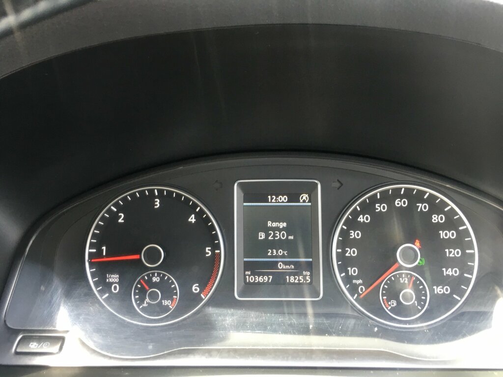 Volkswagen Caravelle Executive Red #31