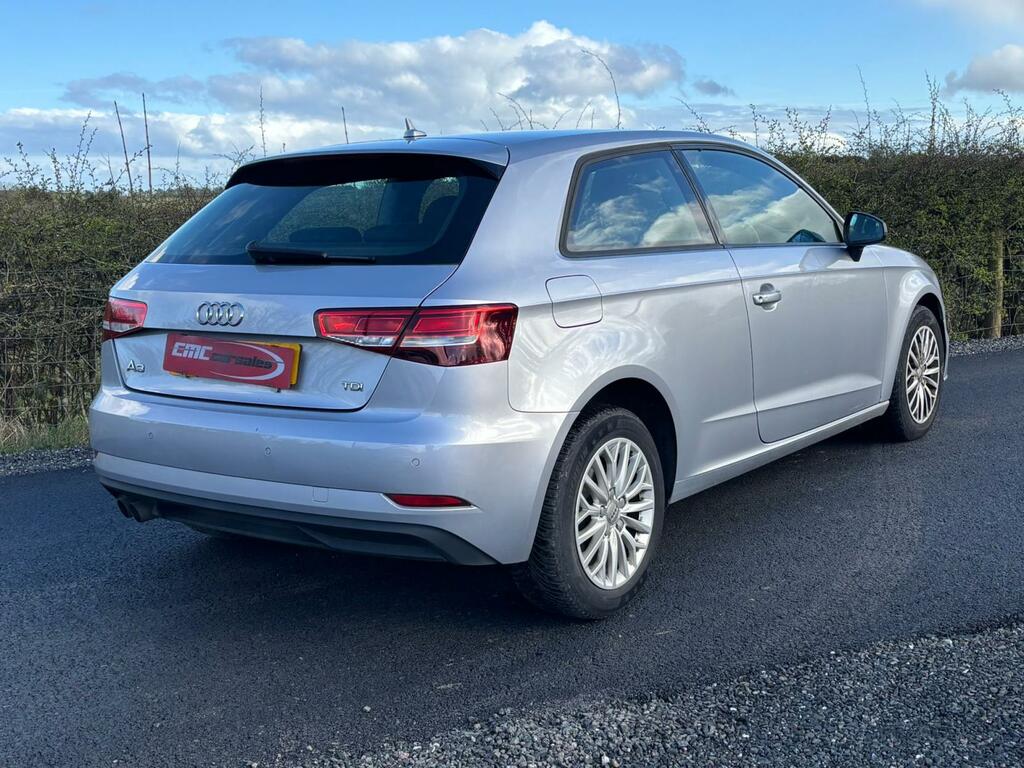 Audi A3 2.0 Tdi Se Technik Hatchback Eur CU18OXK Silver #2