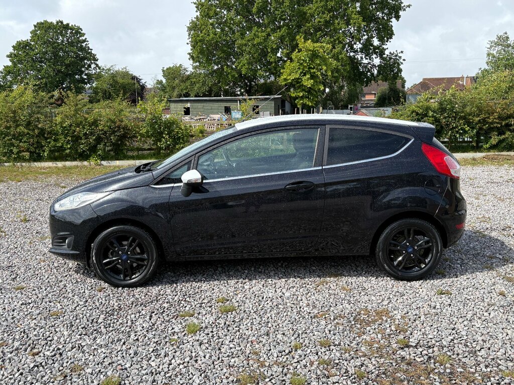 Ford Fiesta 1.25 Zetec Black Edition Hatchback Manu BD65YWM Black #5