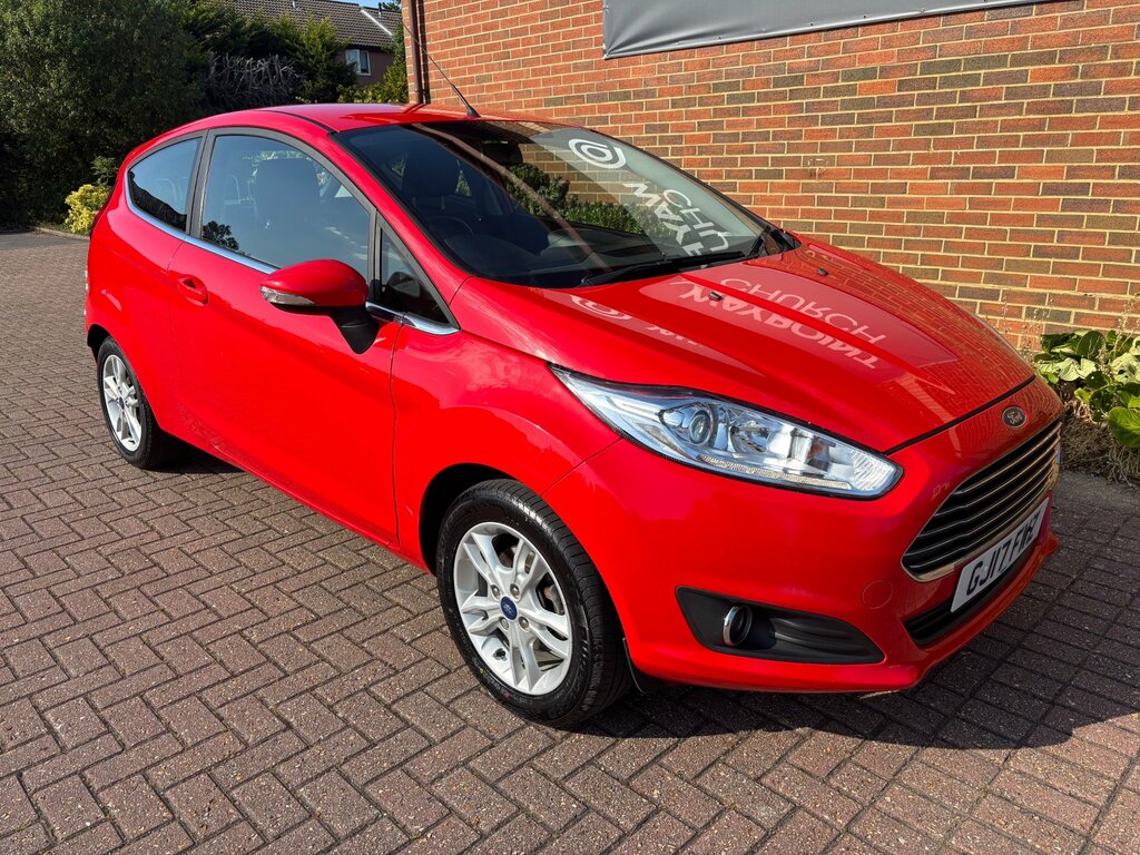 Ford Fiesta 1.25 Zetec Hatchback Euro 6 82 Red