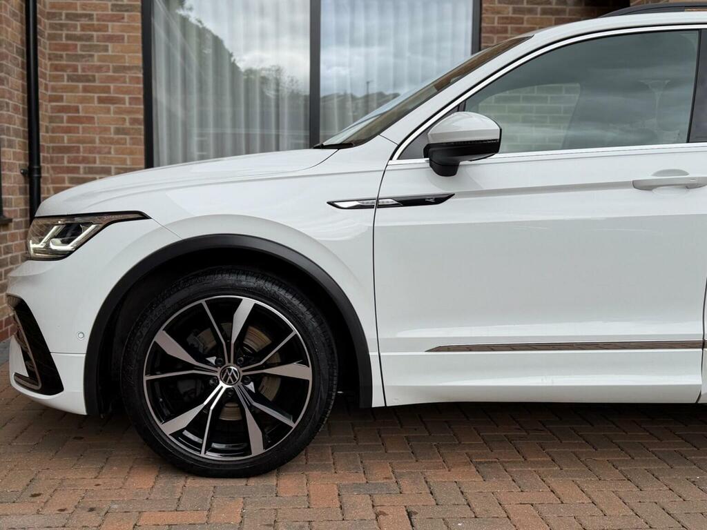 Volkswagen Tiguan Suv 2.0 Tsi R-line Dsg 4Motion Euro 6 Ss 2 CY71KHR White #4
