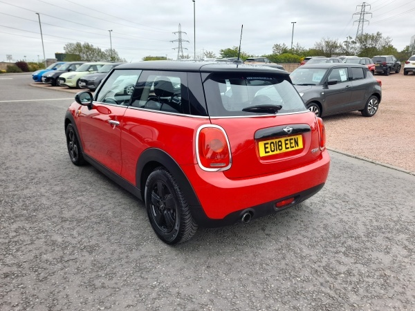 Mini Hatch 1.5 Cooper EO18EEN Red #5
