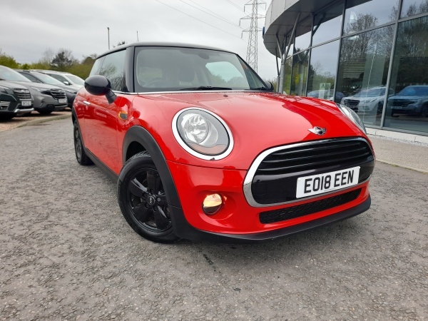 Mini Hatch 1.5 Cooper Red