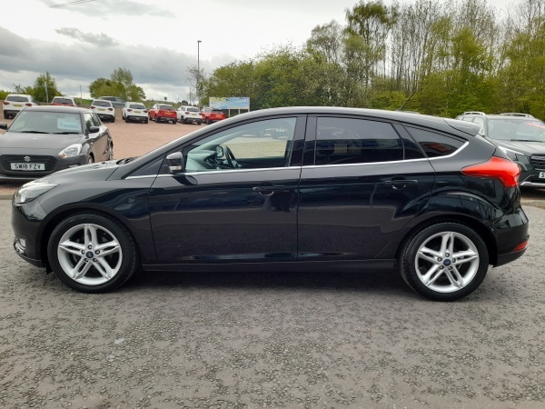 Ford Focus 1.0 Ecoboost Zetec Edition BW17YBV Black #4