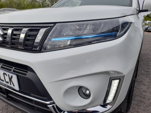 Suzuki Vitara 1.4 Boosterjet 48V Hybrid Sz-t Allgrip SV22LCK White #5