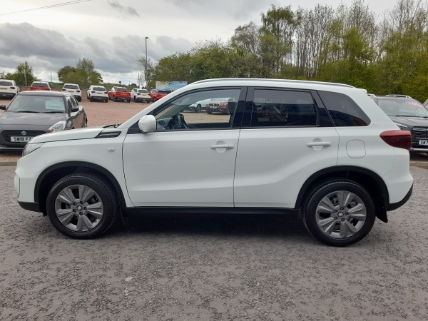 Suzuki Vitara 1.4 Boosterjet 48V Hybrid Sz-t Allgrip SV22LCK White #6