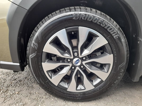 Subaru Outback 2.5I Touring Lineartronic Green #6
