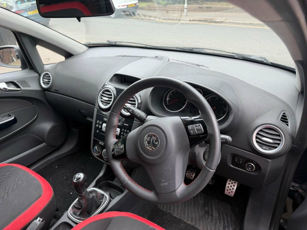 Vauxhall Corsa 1.4 16V Sri Euro 5 DS63YUE Black #2