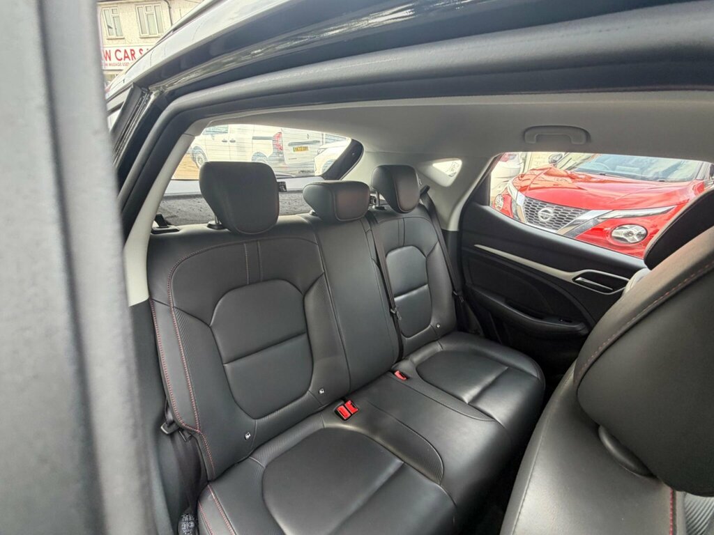 MG ZS 1.0 T-gdi Exclusive Euro 6 GD72CDU Black #3