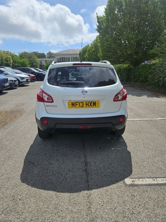 Nissan Qashqai Tekna White #6