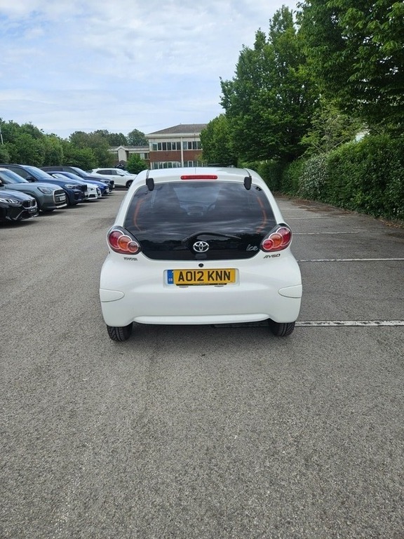 Toyota Aygo Vvt-i Ice AO12KNN White #5