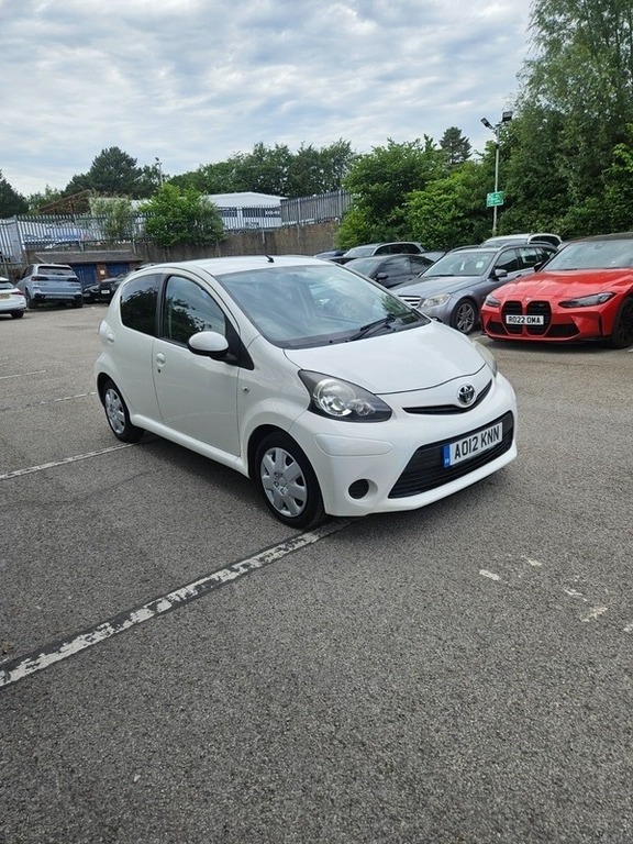 Toyota Aygo Vvt-i Ice AO12KNN White #3