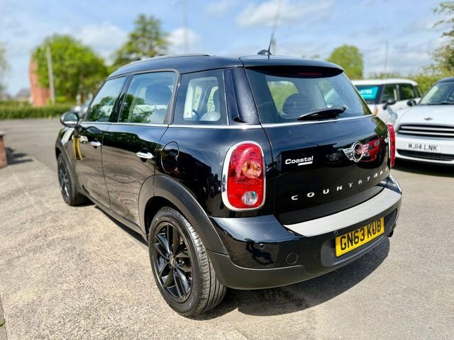 Mini Countryman 1.6 One Suv Euro 6 S S 98 Ps GN63KUB Black #4