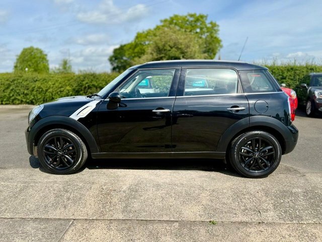 Mini Countryman 1.6 One Suv Euro 6 S S 98 Ps GN63KUB Black #6