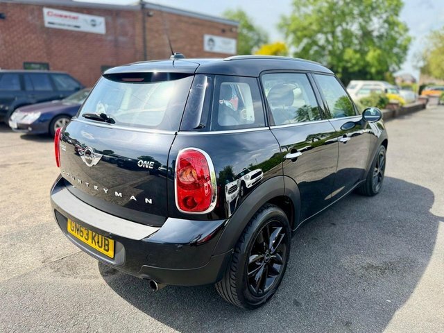 Mini Countryman 1.6 One Suv Euro 6 S S 98 Ps GN63KUB Black #3