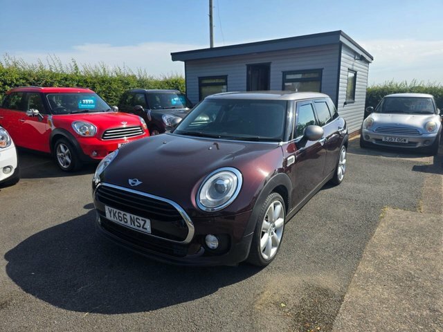 Mini Clubman 1.5 Cooper Estate 6Dr Euro 6 S S Red