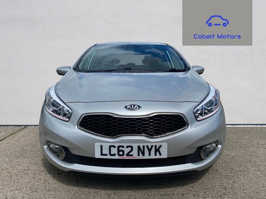 Kia Ceed 1.6 Crdi Ecodynamics 2 Hatchback Silver #2