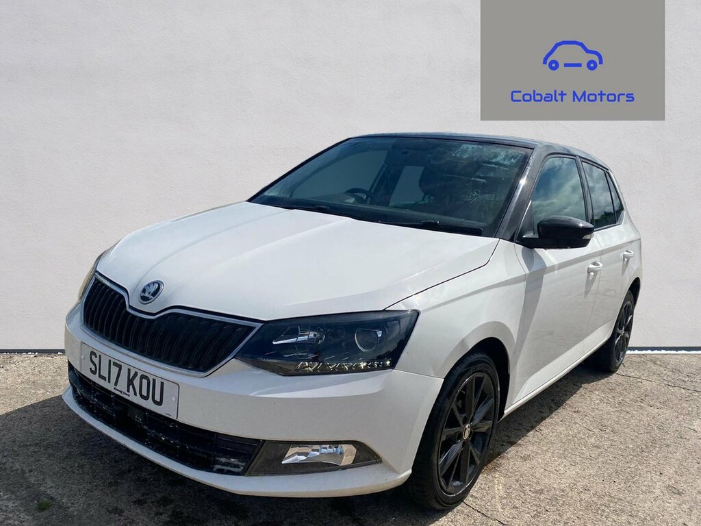 Skoda Fabia 1.0 Colour Edition Hatchback Eur SL17KOU White #2