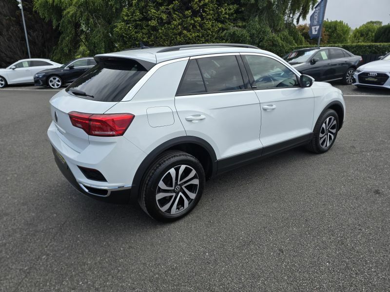 Volkswagen T-Roc Active 2.0Tdi Evo HF22VSM White #5