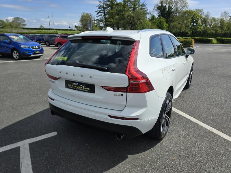 Volvo XC60 Momentum 2.0D4 Awd WH19LWE White #4