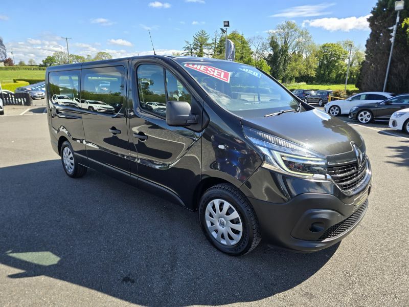 Renault Trafic Business Energy 2.0Dci SV20VXR Black #6