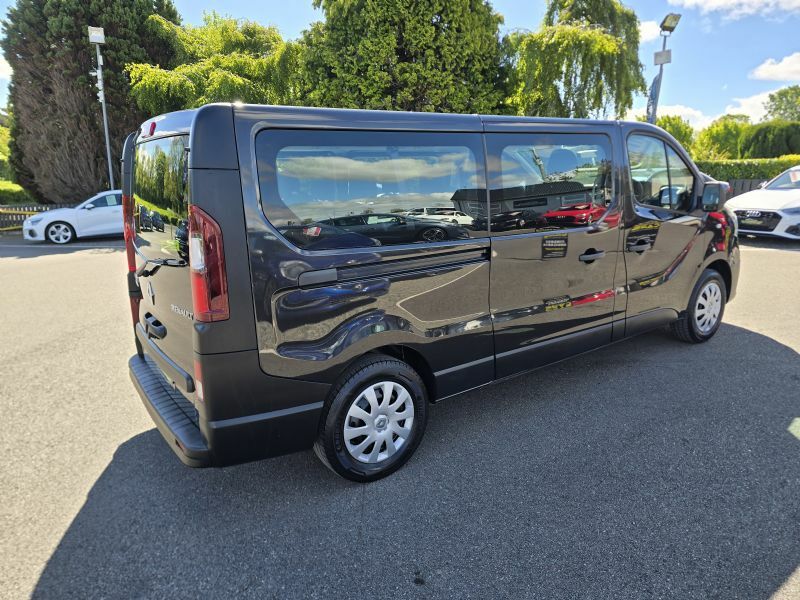 Renault Trafic Business Energy 2.0Dci SV20VXR Black #5