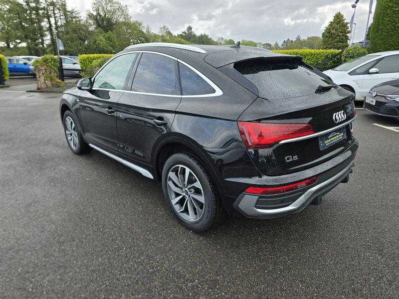 Audi Q5 S Line 40 2.0Tdi Mhev Quattro Coupe S L99GSR Black #3