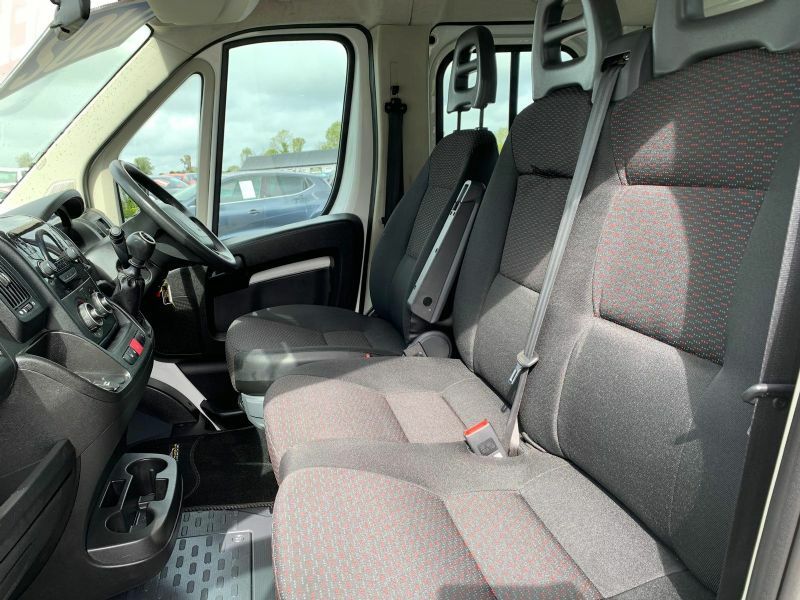 Peugeot Boxer 335 L3 2.2Bluehdi Crewcab Tipper White #6