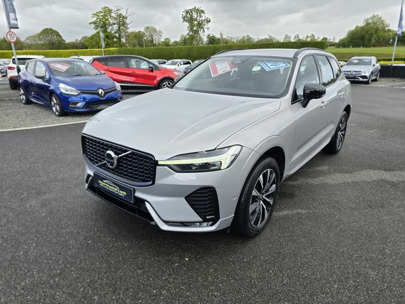 Volvo XC60 2.0 B4d Plus Dark Mhev Awd Silver