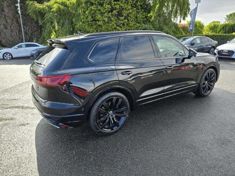 Volkswagen Touareg V6 Black Edition 3.0Tdi 286Bhp 4Motion WR23KNE Black #5