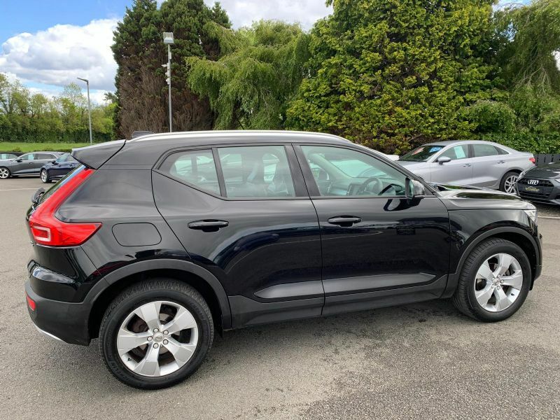 Volvo XC40 Momentum Pro 2.0 D3 KX19PEH Black #6