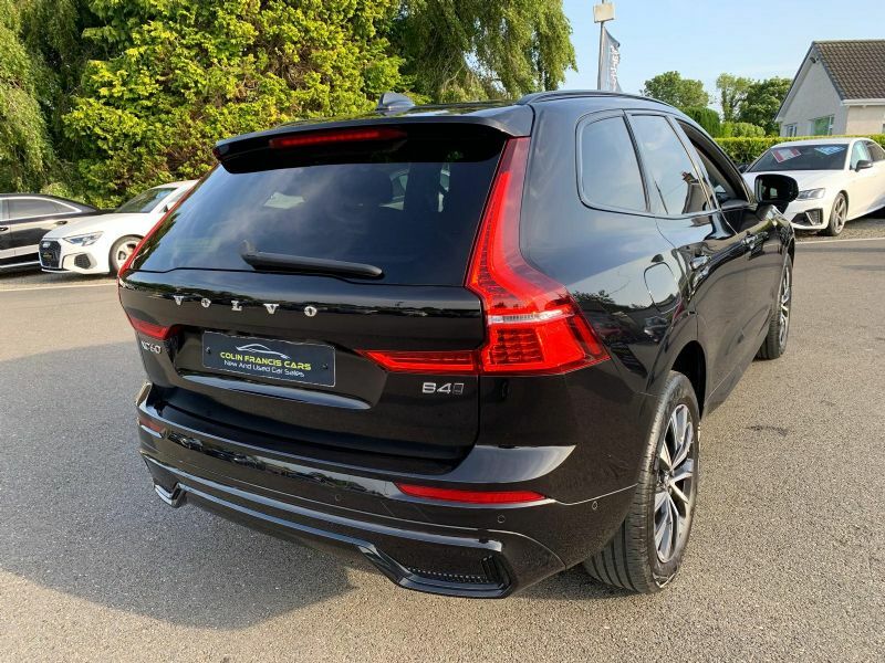 Volvo XC60 Plus Dark 2.0 B4 Mhev Awd AU72LRX Black #5