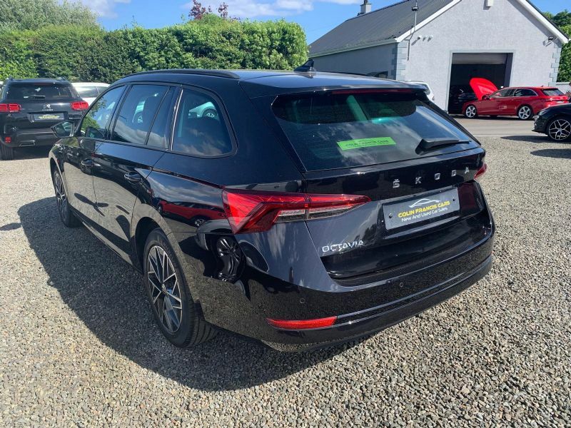 Skoda Octavia Se Technology 2.0Tdi Black #3