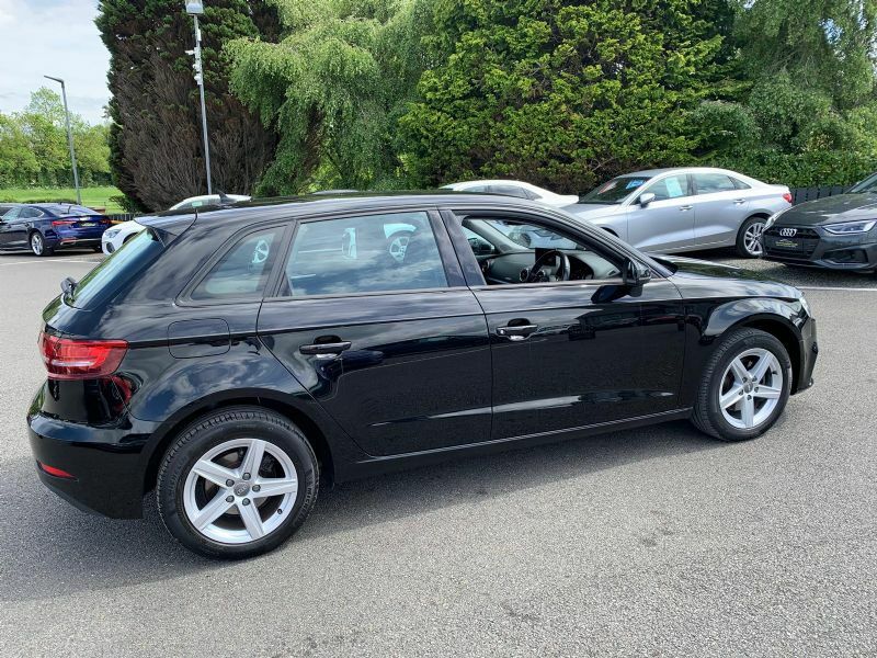 Audi A3 Se Technik 30 1.6Tdi S BA68UBM Black #6