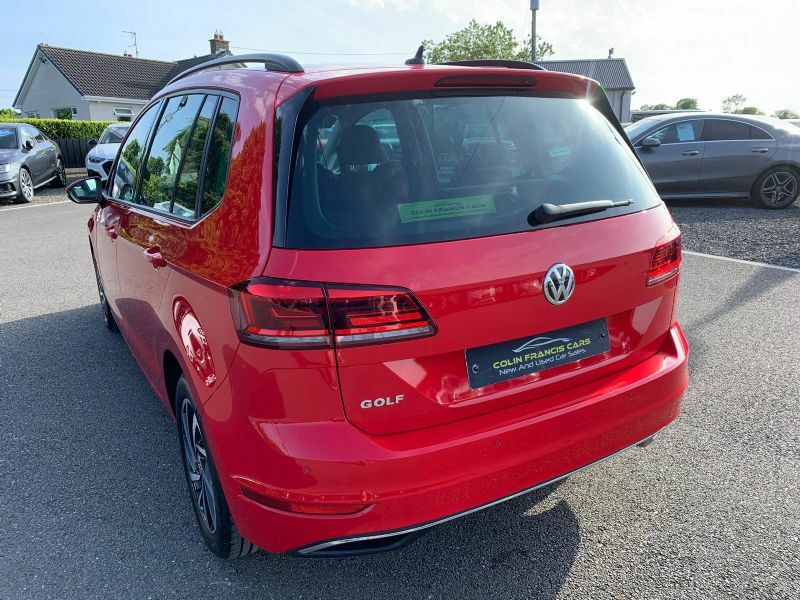 Volkswagen Golf SV Match 1.6Tdi S Red #4