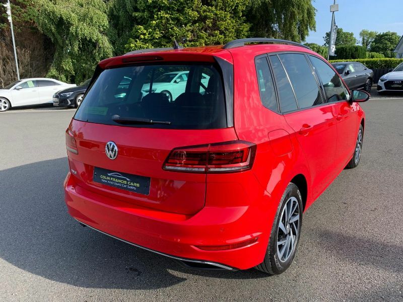Volkswagen Golf SV Match 1.6Tdi S Red #5