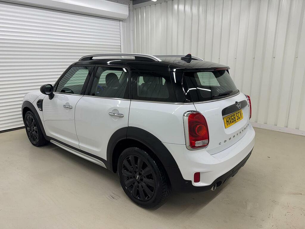 Mini Countryman Countryman 2.0 Cooper D Euro 6 Ss HX68SCV White #4