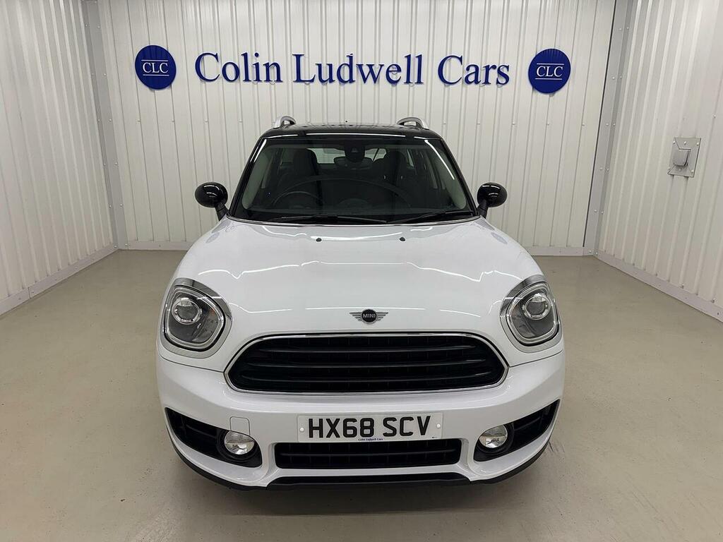 Mini Countryman Countryman 2.0 Cooper D Euro 6 Ss HX68SCV White #2