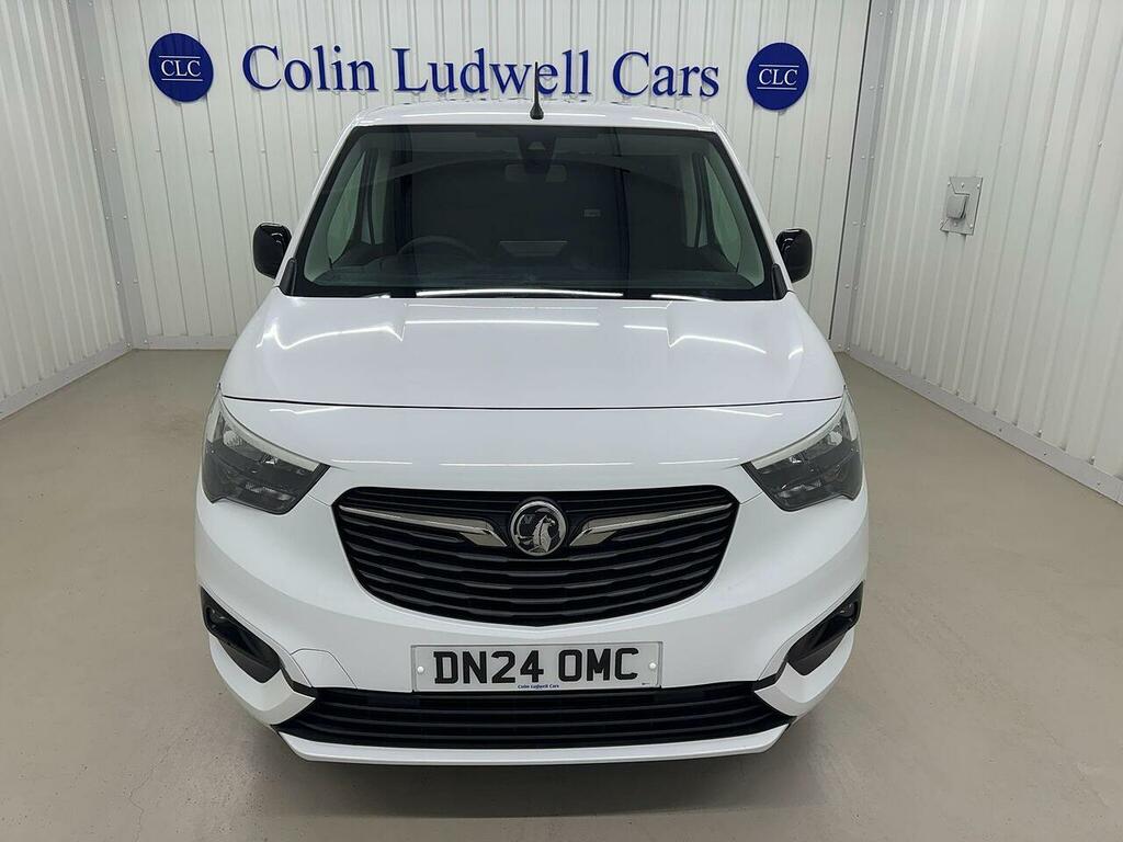 Vauxhall Combo Combo 1.5 Turbo D 2300 Pro L2 H1 Euro 6 Ss 6Dr DN24OMC White #2