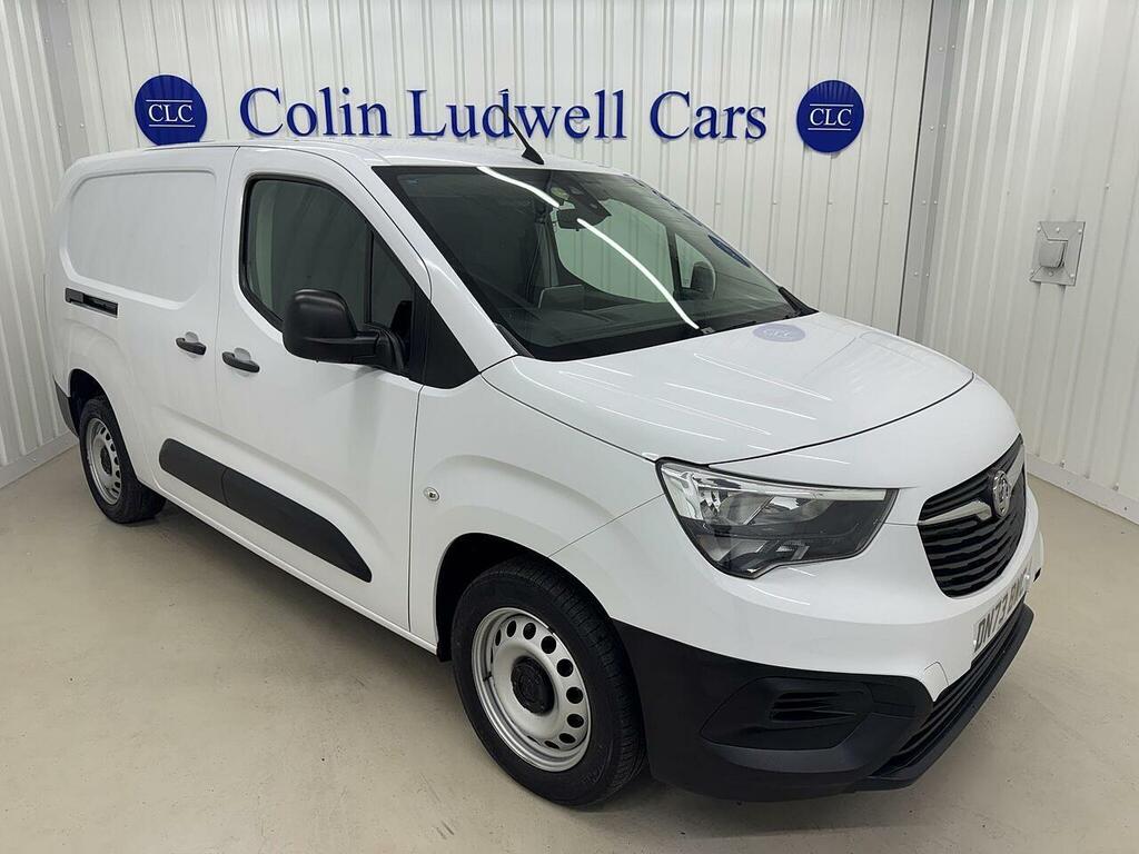 Vauxhall Combo Combo 1.5 Turbo D 2300 Prime Crew Van L2 Euro 6 S White