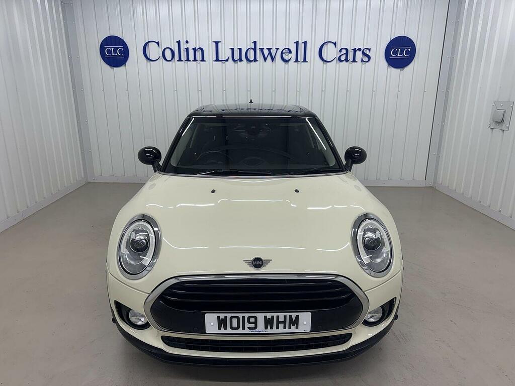 Mini Clubman Clubman 1.5 Cooper Classic Euro 6 Ss 6Dr WO19WHM White #2