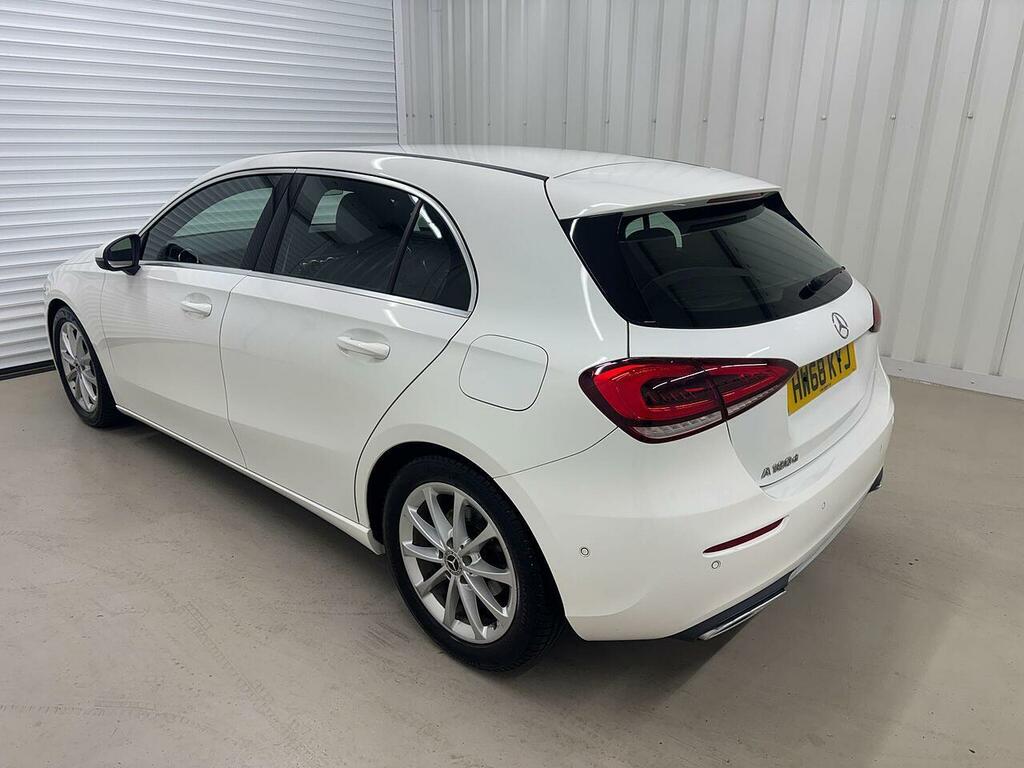 Mercedes-Benz A Class A Class 1.5 A180d Sport Executive Hatchback HW68KYJ White #4