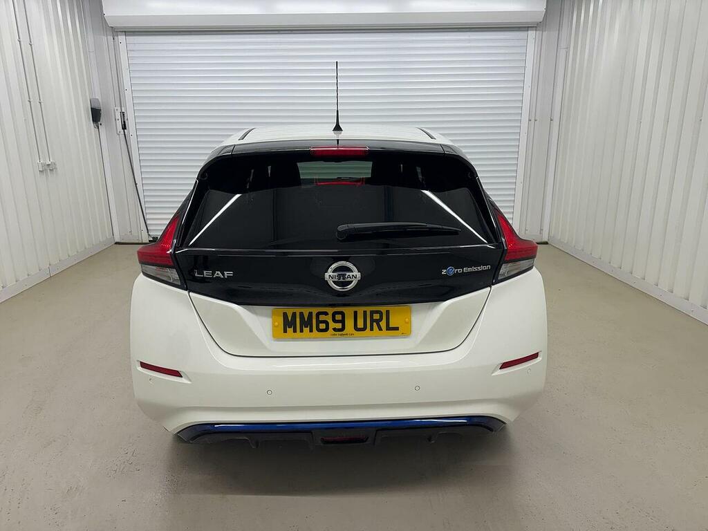 Nissan Leaf E Tekna Hatchback 0.0 MM69URL White #5