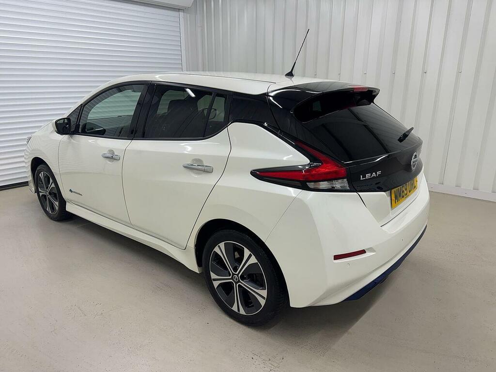 Nissan Leaf E Tekna Hatchback 0.0 MM69URL White #4