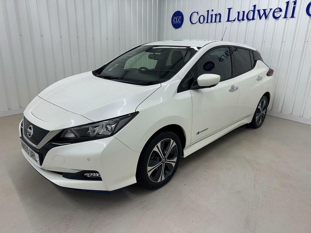 Nissan Leaf E Tekna Hatchback 0.0 MM69URL White #3