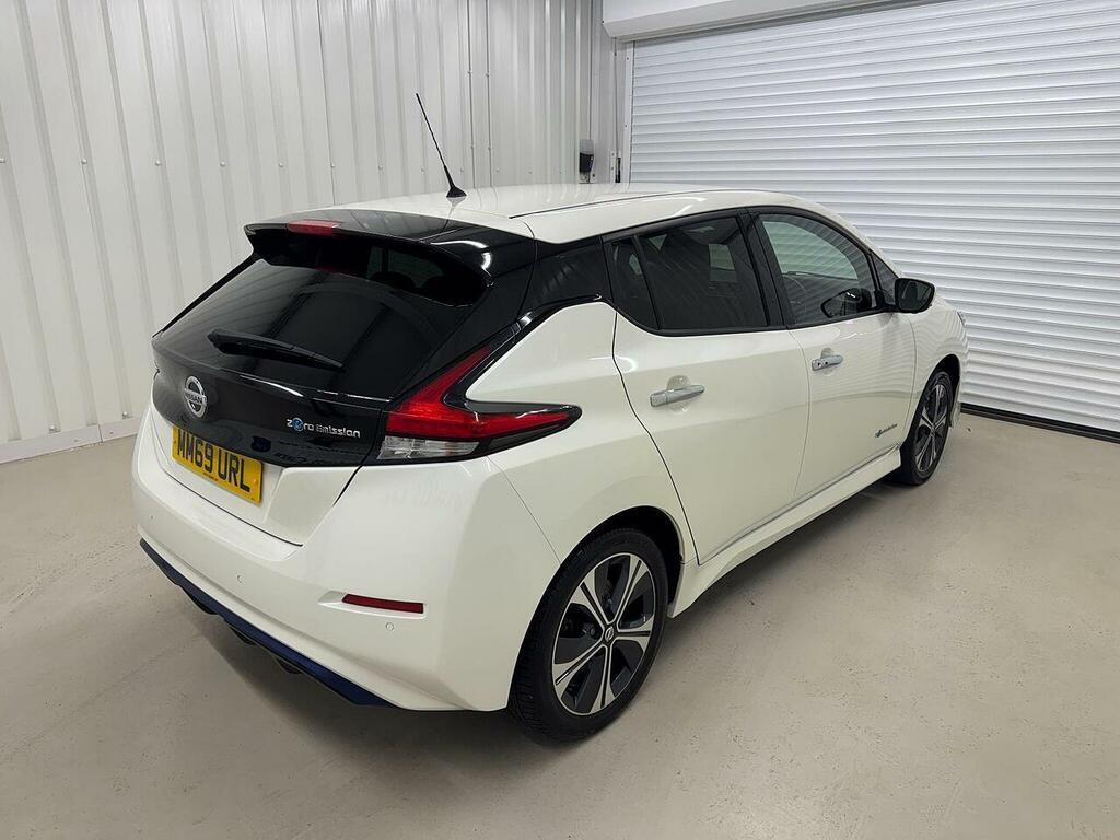Nissan Leaf E Tekna Hatchback 0.0 MM69URL White #6