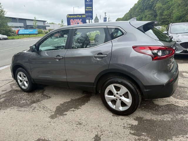 Nissan Qashqai 2019 19 1.5 Dci Acenta Premium Suv Dct BR19BFA Grey #6
